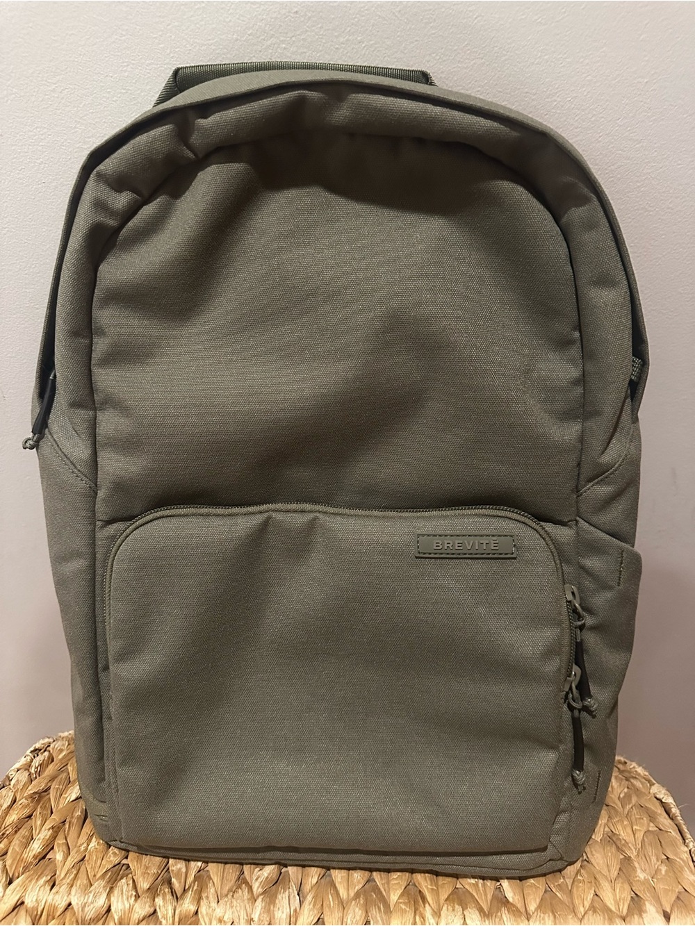 Brevité Pine Green Unisex Slim Everyday Backpack — NWOT